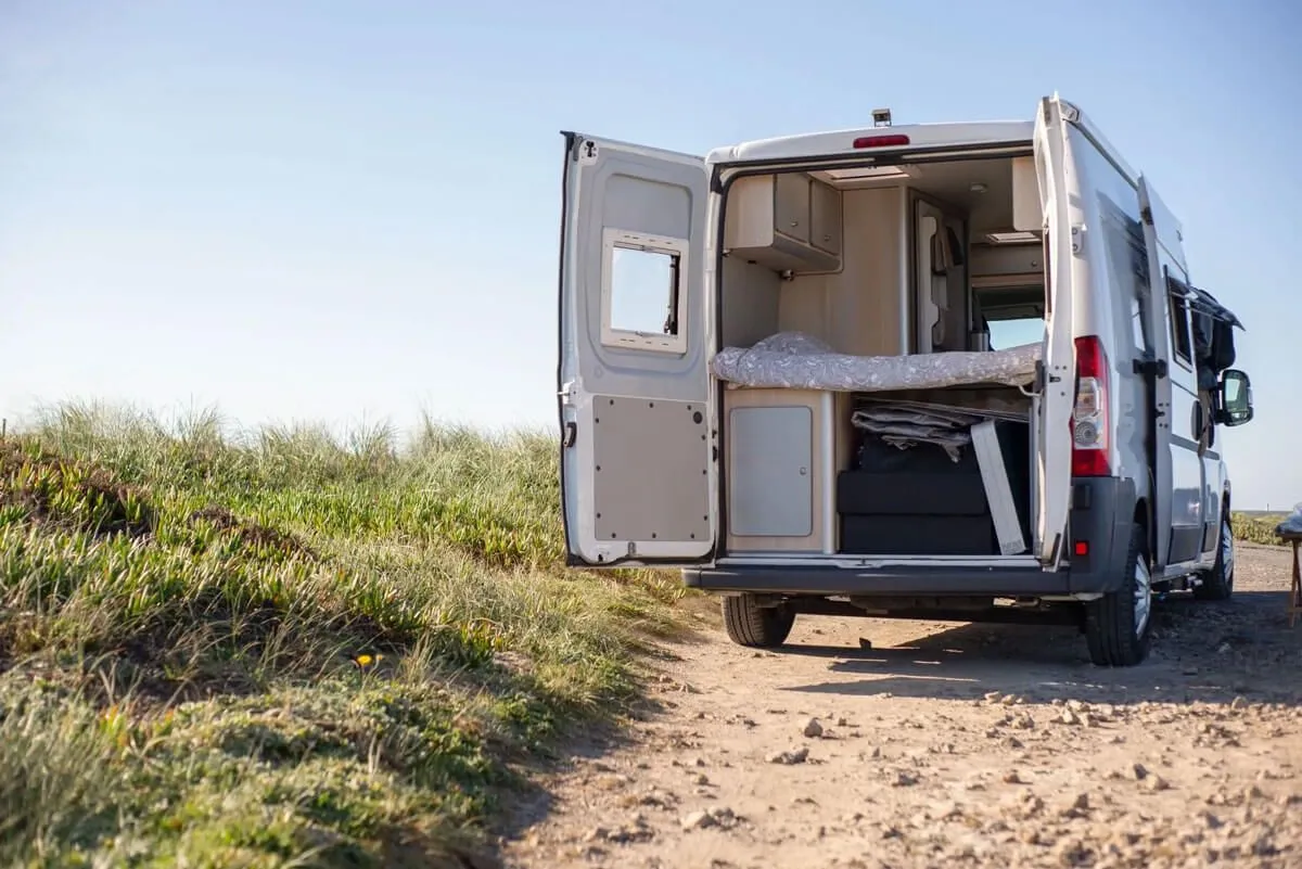 Caravan Off Grid 1